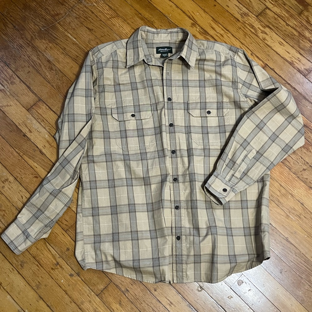 Eddie Bauer relaxed fit plaid shirt long sleeved, tall